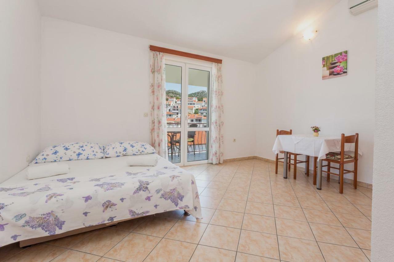 Apartments Sanja Hvar Town Eksteriør billede