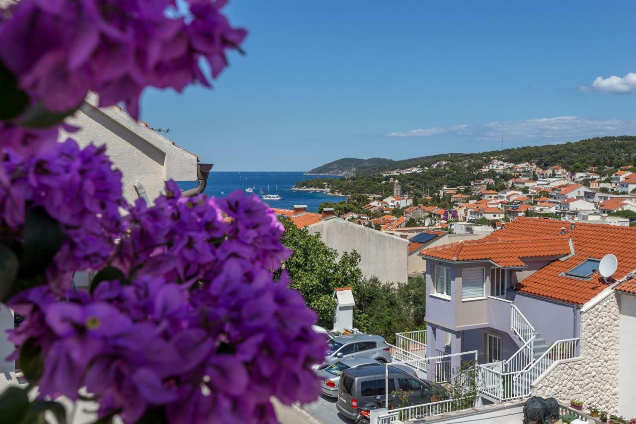 Apartments Sanja Hvar Town Eksteriør billede